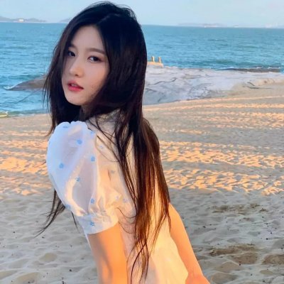 八彩林亚珍